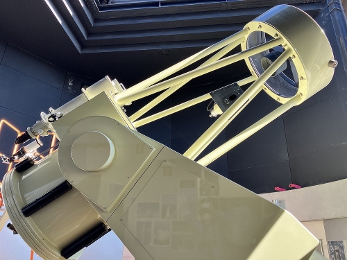 口径８１ｃｍ　リッチー・クレチアン式反射望遠鏡
