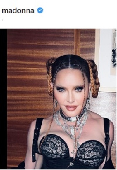ELLE_20230209_Madonna_Instagram-02.jpg